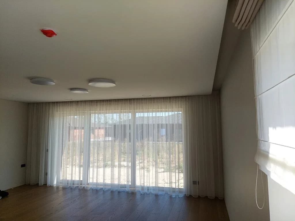 202309 Romanetės iš Robe bl.01