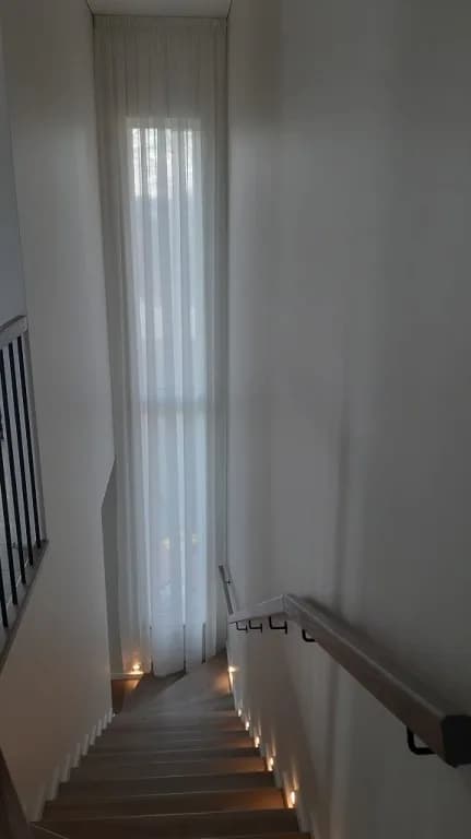 20191123 dieninės užuolaidos iš krepo p.balta