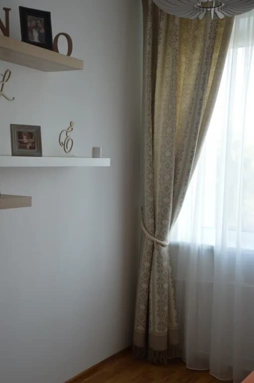 20180620 užuolaidos su tautiniais raštais