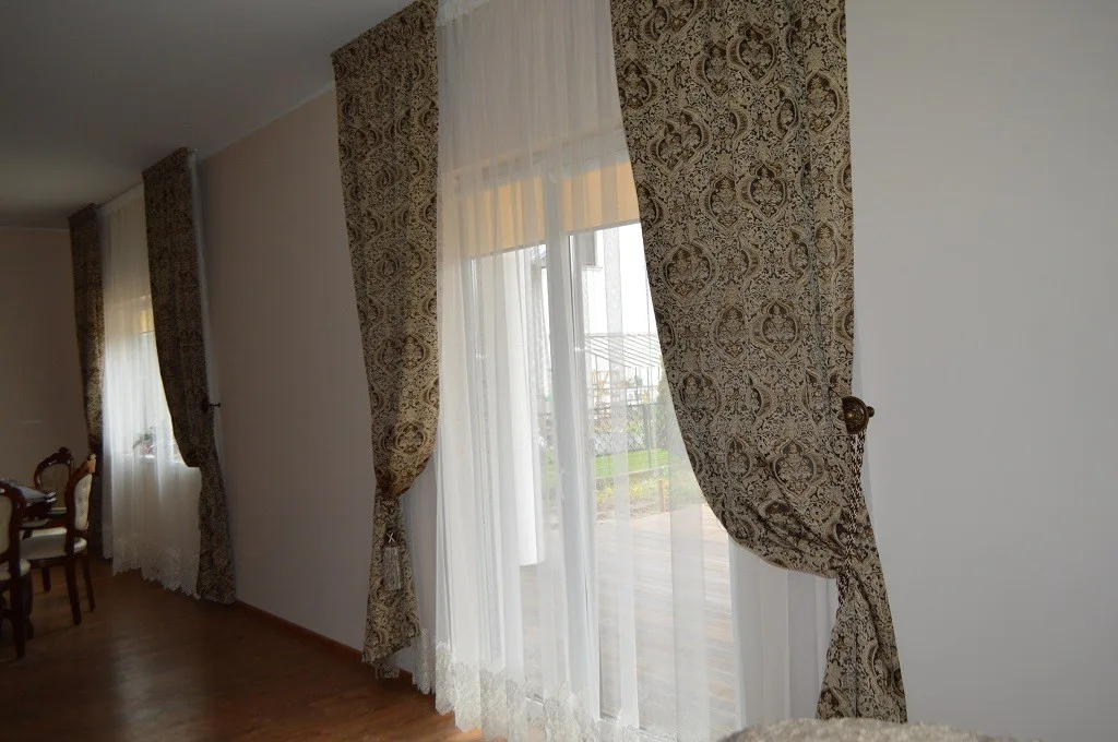 klasikinės užuolaidos
